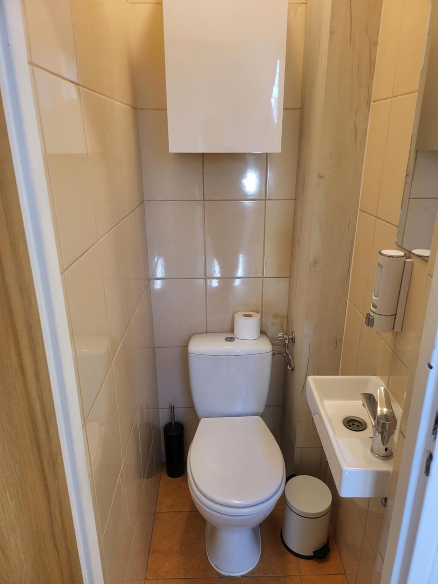 Rooms4rest Popularna - Private For Tourists - Atr Consulting Sp, Z O,o, Warszawa