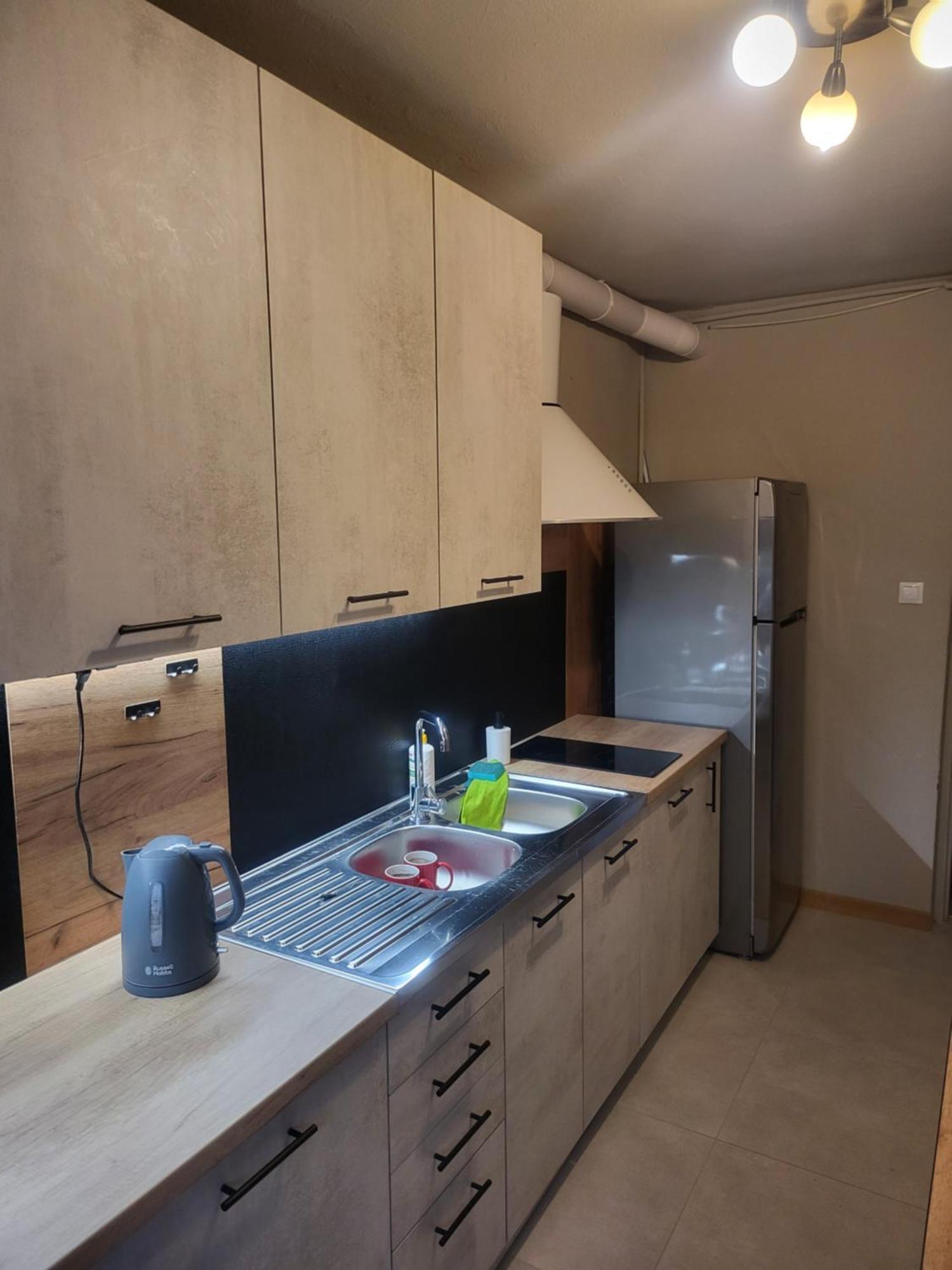 Bed & Breakfast Rooms4rest Popularna - Private For Tourists - Atr Consulting Sp, Z O,o, *